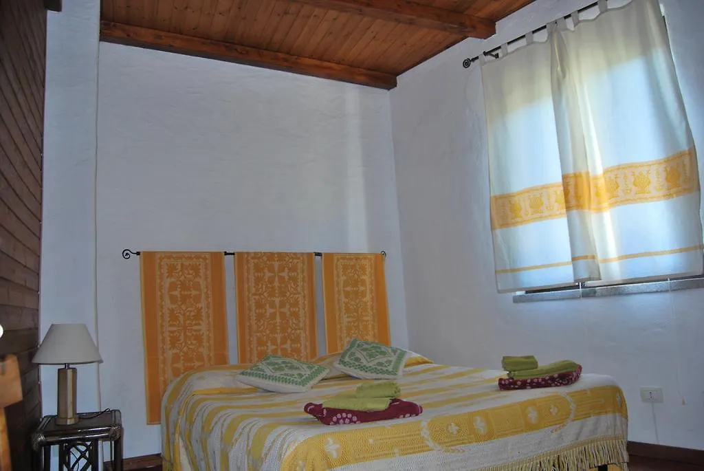Bed & Breakfast B&B Baddesalighes Bolotana